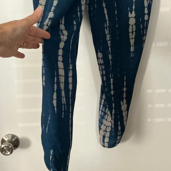 EARTHBOUND Blue and White Tie-Dye Joggers - Picture 6 of 9